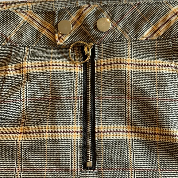 Pacsun skirt. - Picture 3 of 7